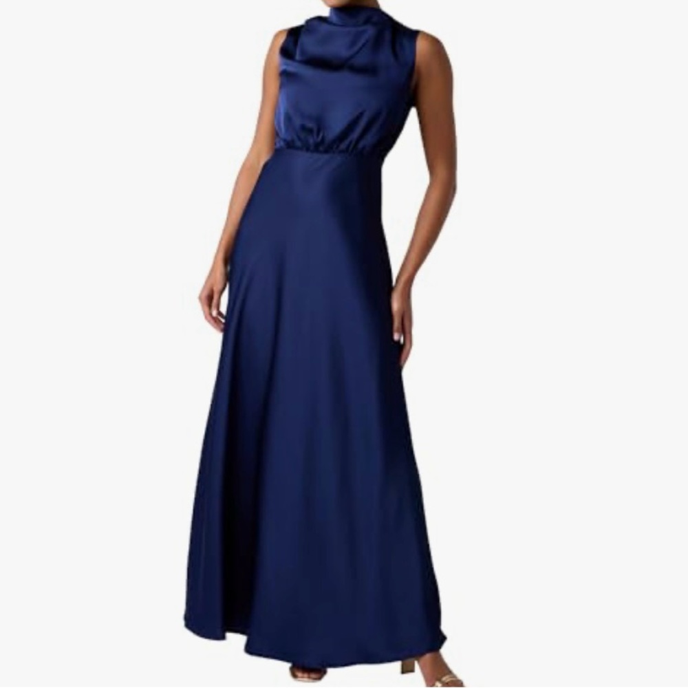 NWT Lulus Womens Ada Satin Maxi Dress size Medium